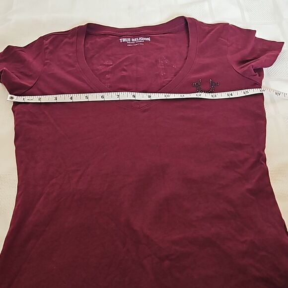 True Religion Women's Rhinestones Short Sleeves T-Shirt XS Burgundy - Picture 8 of 16